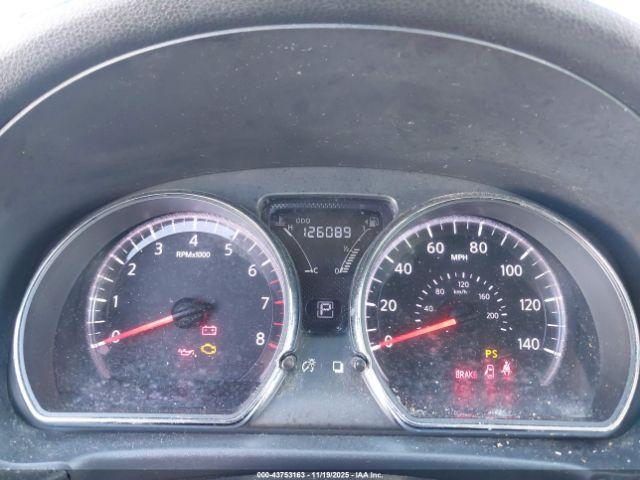 Nissan Versa Image 3