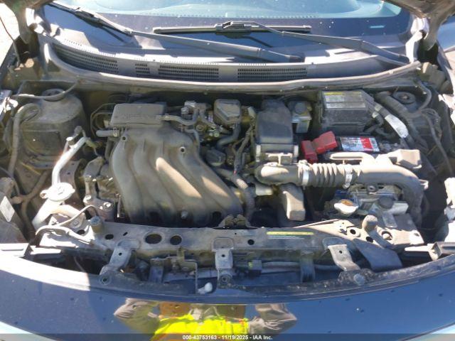 Nissan Versa Image 9