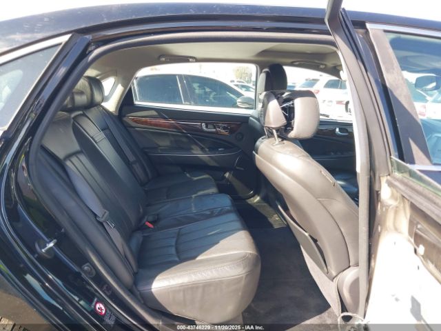 Hyundai Equus Signature Image 4