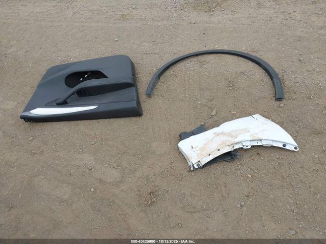 Tesla Model Y Image 16