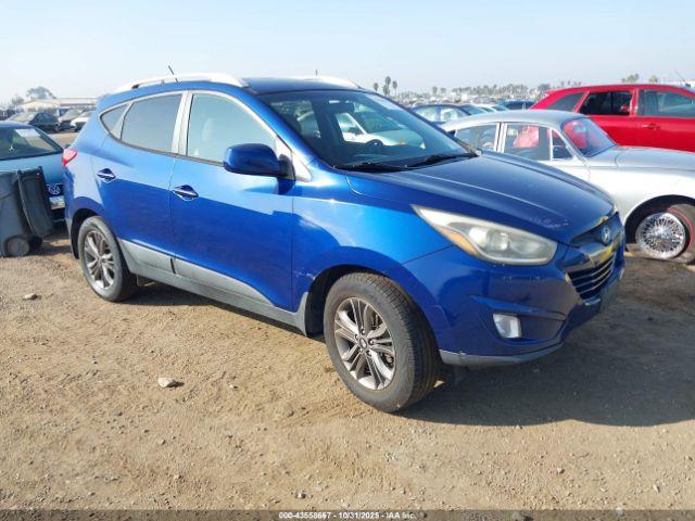 Salvage Hyundai TUCSON