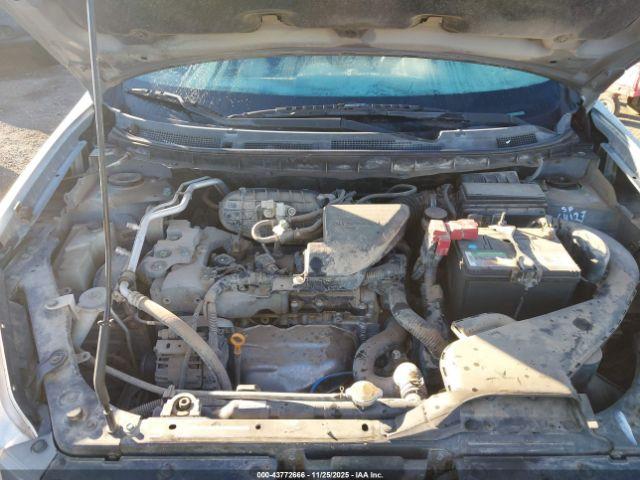 Nissan Rogue Sv Image 7