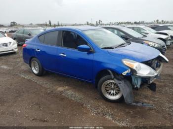  Salvage Nissan Versa
