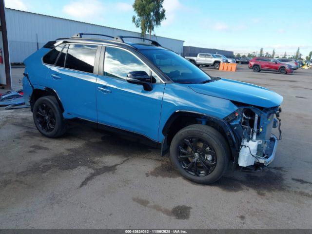  Salvage Toyota RAV4