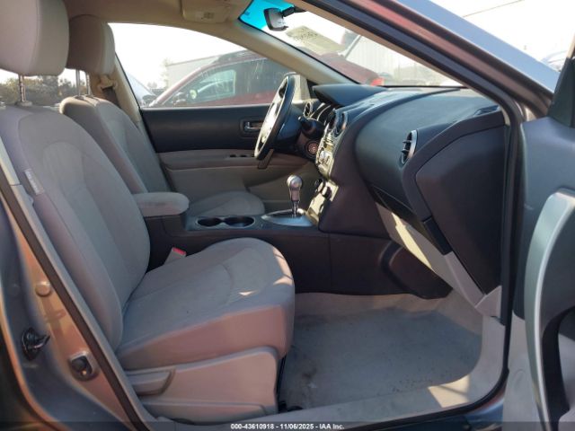 Nissan Rogue S Image 10