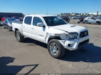  Salvage Toyota Tacoma
