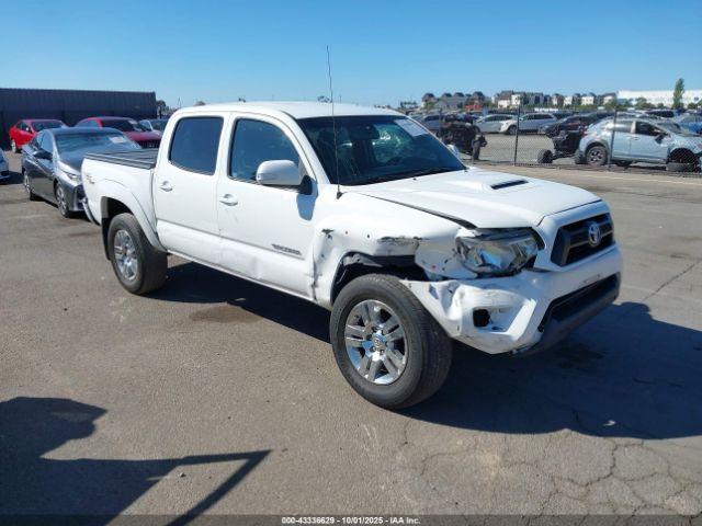  Salvage Toyota Tacoma