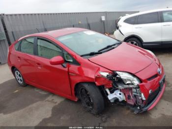  Salvage Toyota Prius