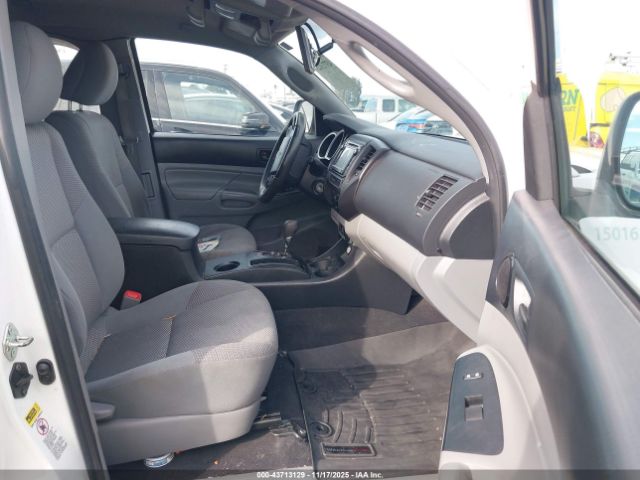 Toyota Tacoma Image 7