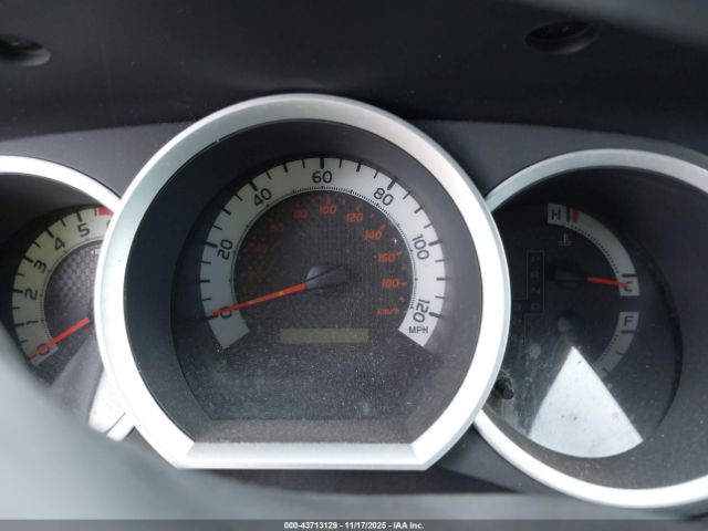 Toyota Tacoma Image 14