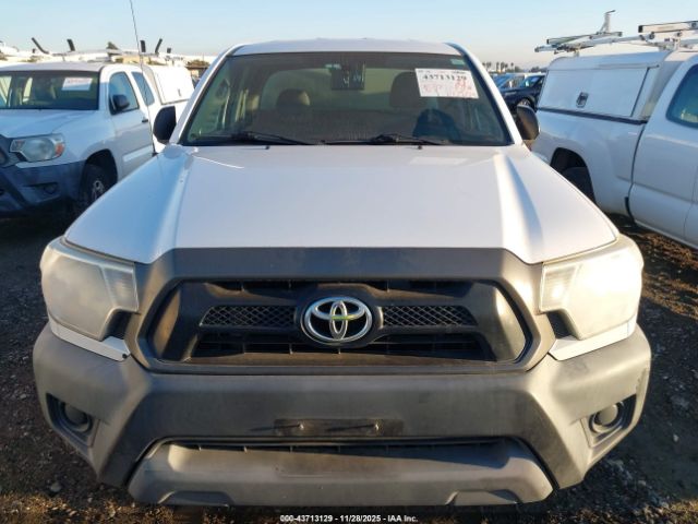 Toyota Tacoma Image 9