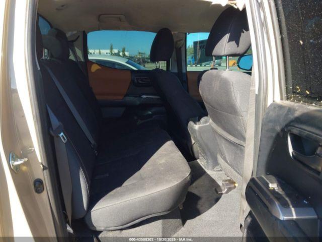 Toyota Tacoma Sr5 Image 9