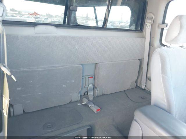 Toyota Tacoma Base V6 Image 11