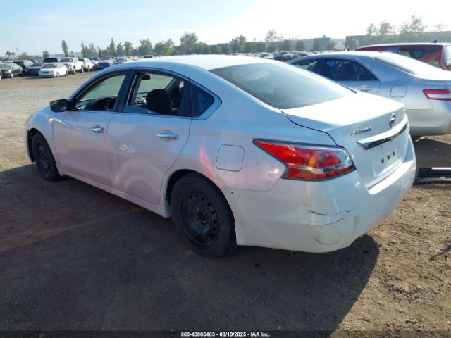 Nissan Altima 2.5 S Image 2