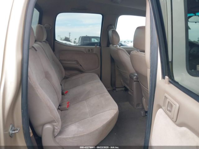 Toyota Tacoma Base V6 Image 12