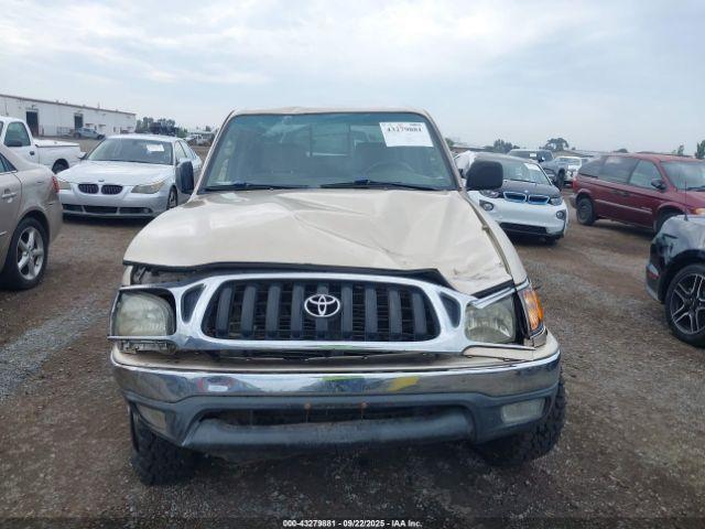 Toyota Tacoma Base V6 Image 8