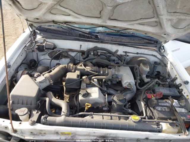 Toyota Tacoma Image 13