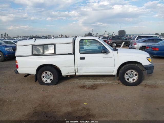 Toyota Tacoma Image 5