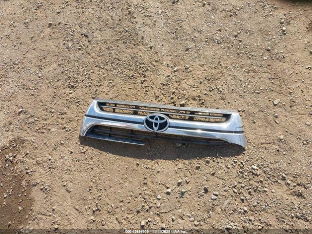 Toyota 4Runner Sr5 V6 Image 9