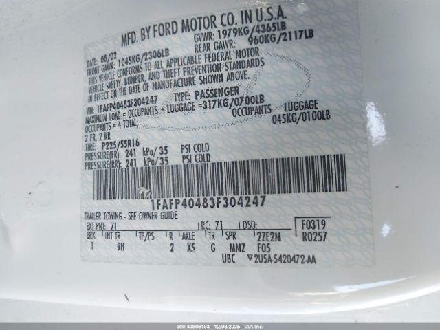 Ford Mustang Image 5