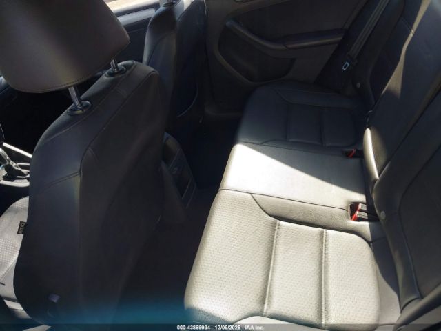 Volkswagen Jetta 1.4t Se Image 9