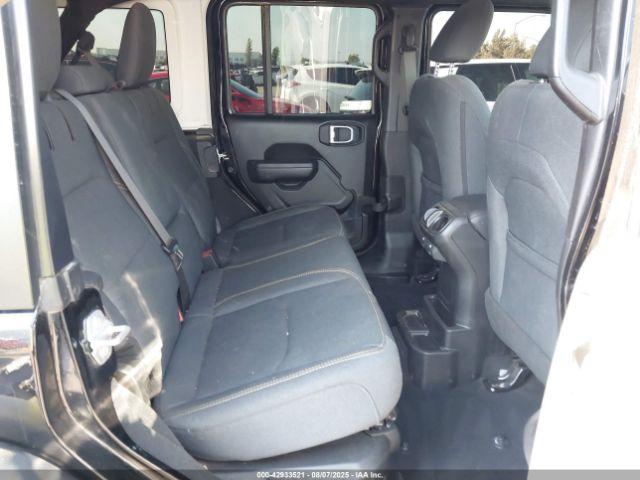 Jeep Wrangler Willys 4xe Image 13