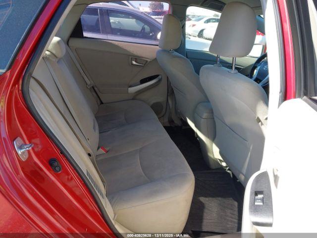 Toyota Prius Two Image 3