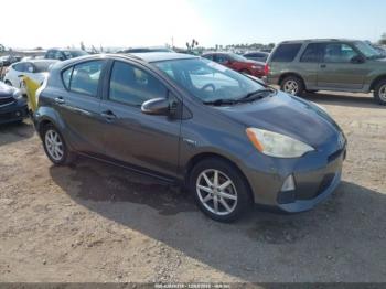  Salvage Toyota Prius c