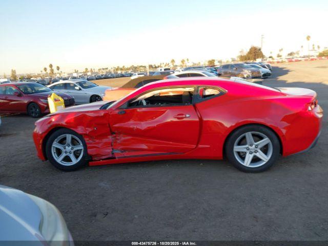 Chevrolet Camaro 1lt Image 10