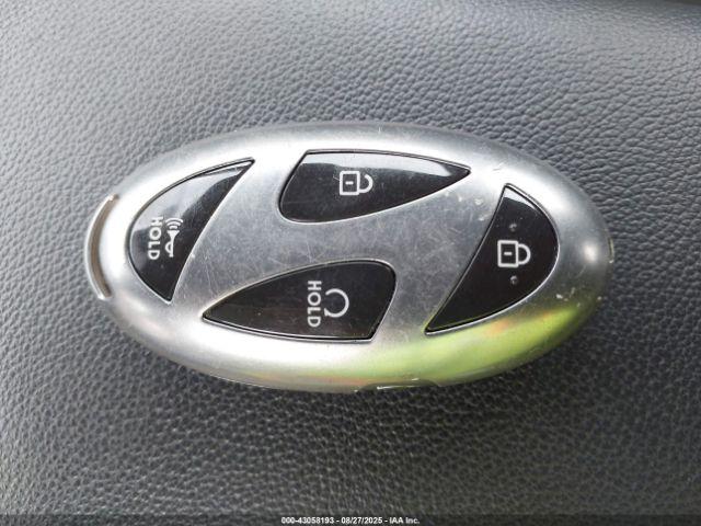 Hyundai ELANTRA Sel Image 17