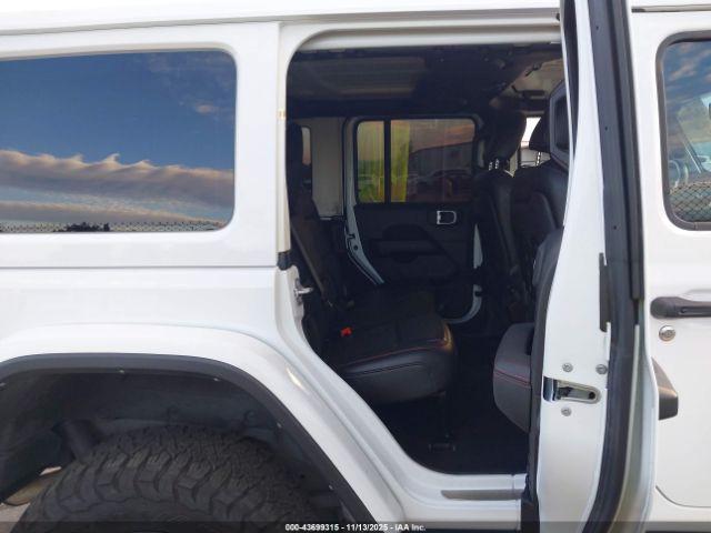 Jeep Wrangler Rubicon 4x4 Image 15