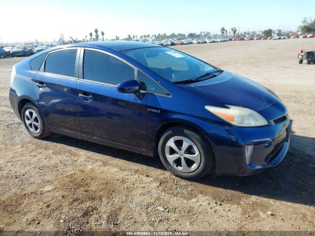  Salvage Toyota Prius