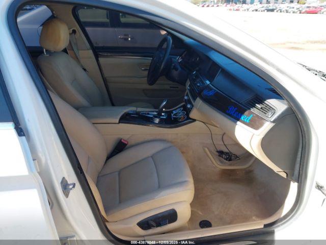 BMW 5 Series Image 7