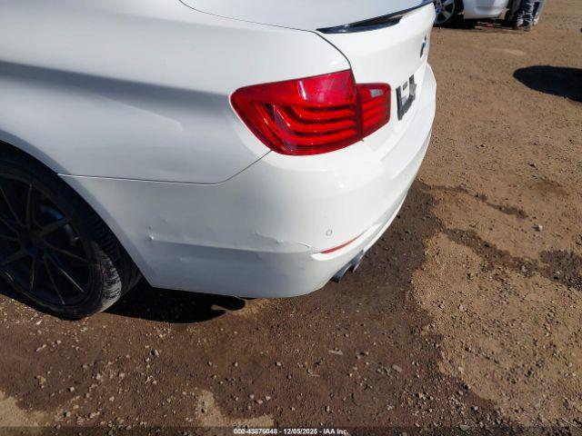 BMW 5 Series Image 2