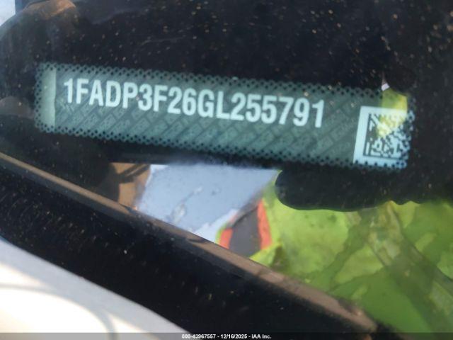 Ford Focus Se Image 5