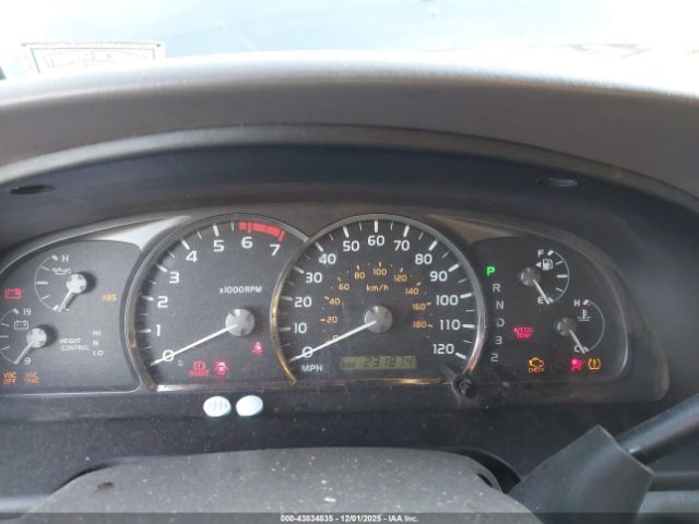 Toyota Sequoia Limited V8 Image 7