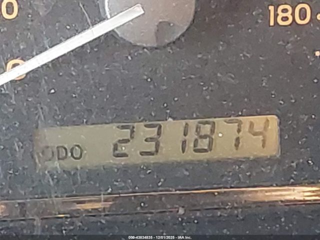 Toyota Sequoia Limited V8 Image 14