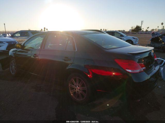 Toyota Avalon Limited Image 9