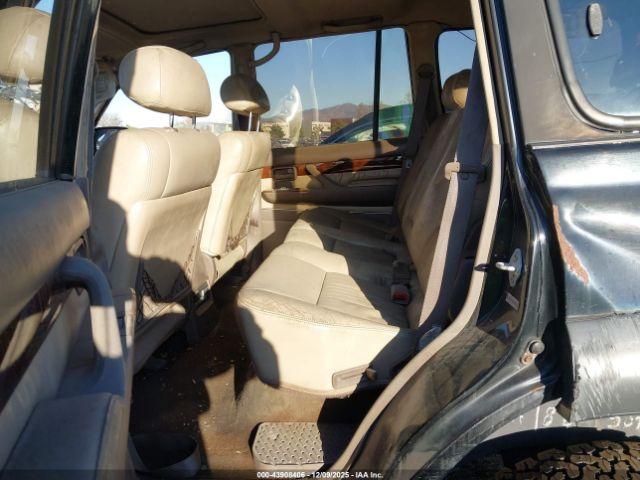 Lexus LX 450 Image 9