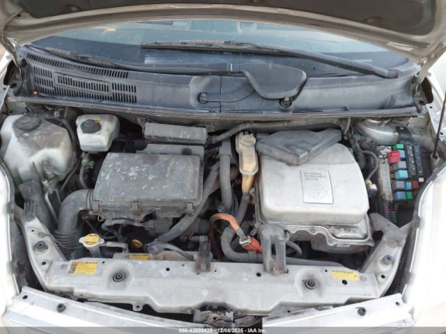 Toyota Prius Image 9