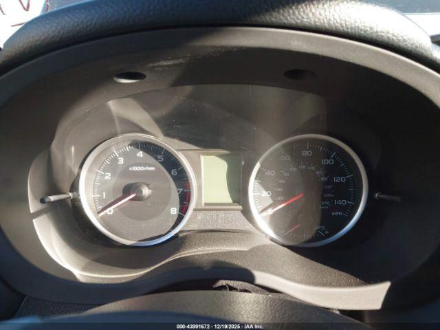 Subaru Crosstrek 2.0i Premium Image 6