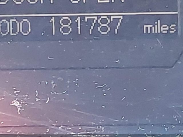 Toyota Camry Image 11