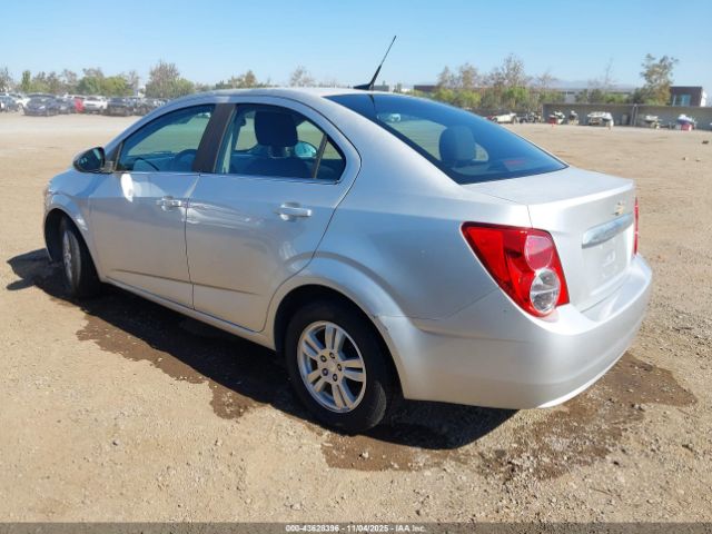 Chevrolet Sonic Lt Auto Image 3