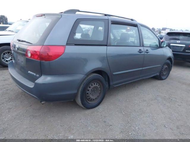 Toyota Sienna Ce Image 10