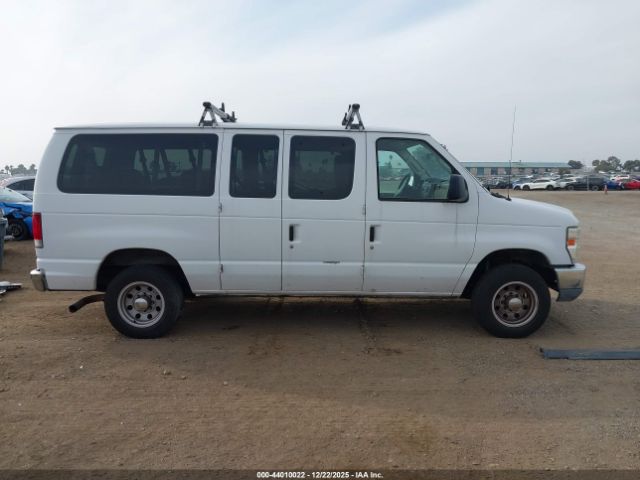 Ford E-350 Xlt Image 8