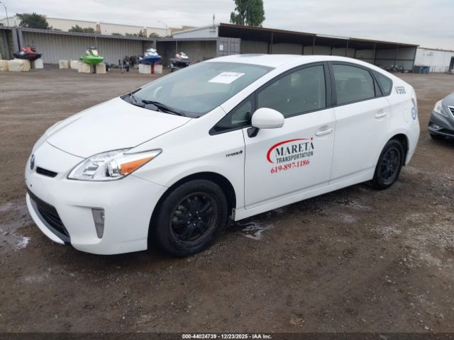 Toyota Prius Two Image 10