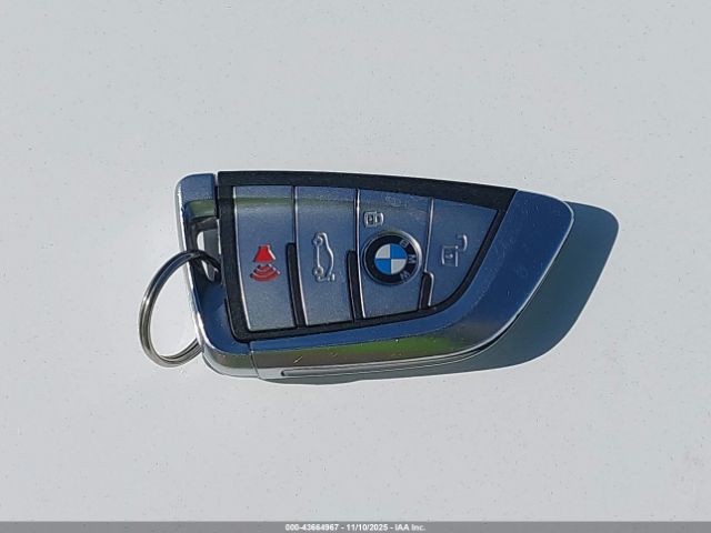 BMW 3 Series Image 14