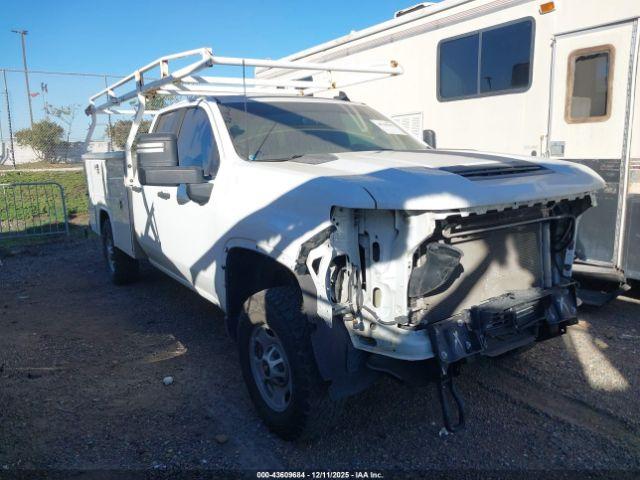  Salvage Chevrolet Silverado 2500