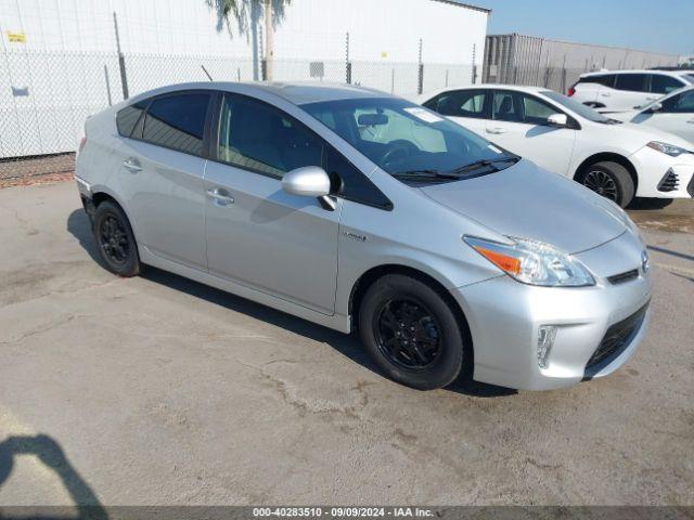  Salvage Toyota Prius