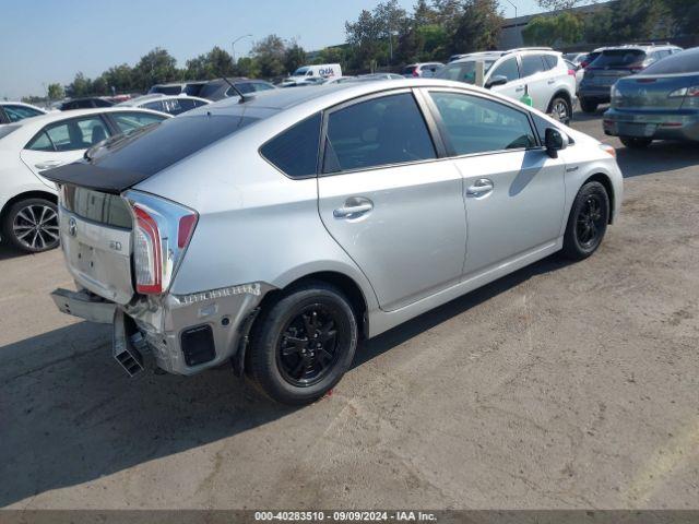 Toyota Prius Three Image 9